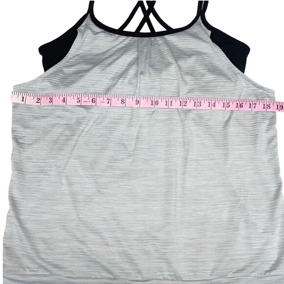 𝅺ATHLETA Shadow Stripe Energize Tank Top in Slate Grey & Black Size Medium - Picture 8 of 16